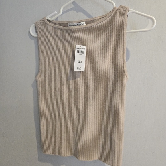 Abercrombie & Fitch Tops - Abercrombie & Fitch Women's Beige Ribbed Tank Top